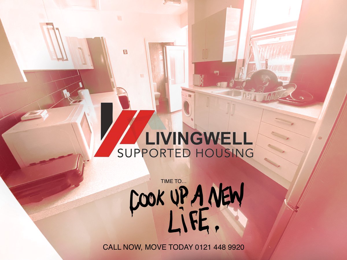 One of our properties kitchen, feel comfortable cooking with all this space and make all your lovely meals! 😆🏡