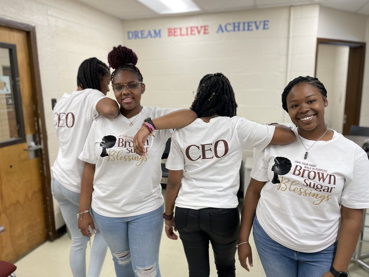 AllisonSmithTV's tweet image. DONATE: A group of senior girls at Austin-East started Brown Sugar Blessings — they tell me the goal is to spread black girl joy in the community. They are holding a hygiene drive and need YOUR help! You can drop off donations at the high school.