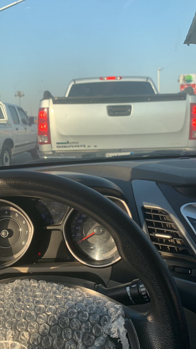 Neif29646809's tweet photo. رحله البحث عن وظيفه 🥲🥲🥲 #موسم_الرياض2021 https://t.co/tcUuAeA6n4