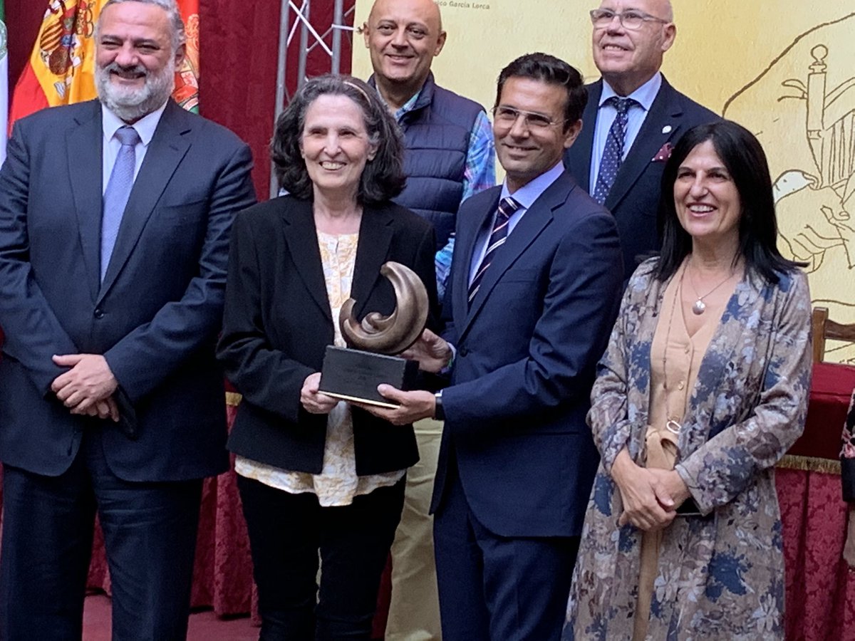 ALopez_Ortega's tweet photo. En estos momentos entrega del Premio García Lorca 2020 a Yolanda Pantin. https://t.co/PWBiJSmoPE