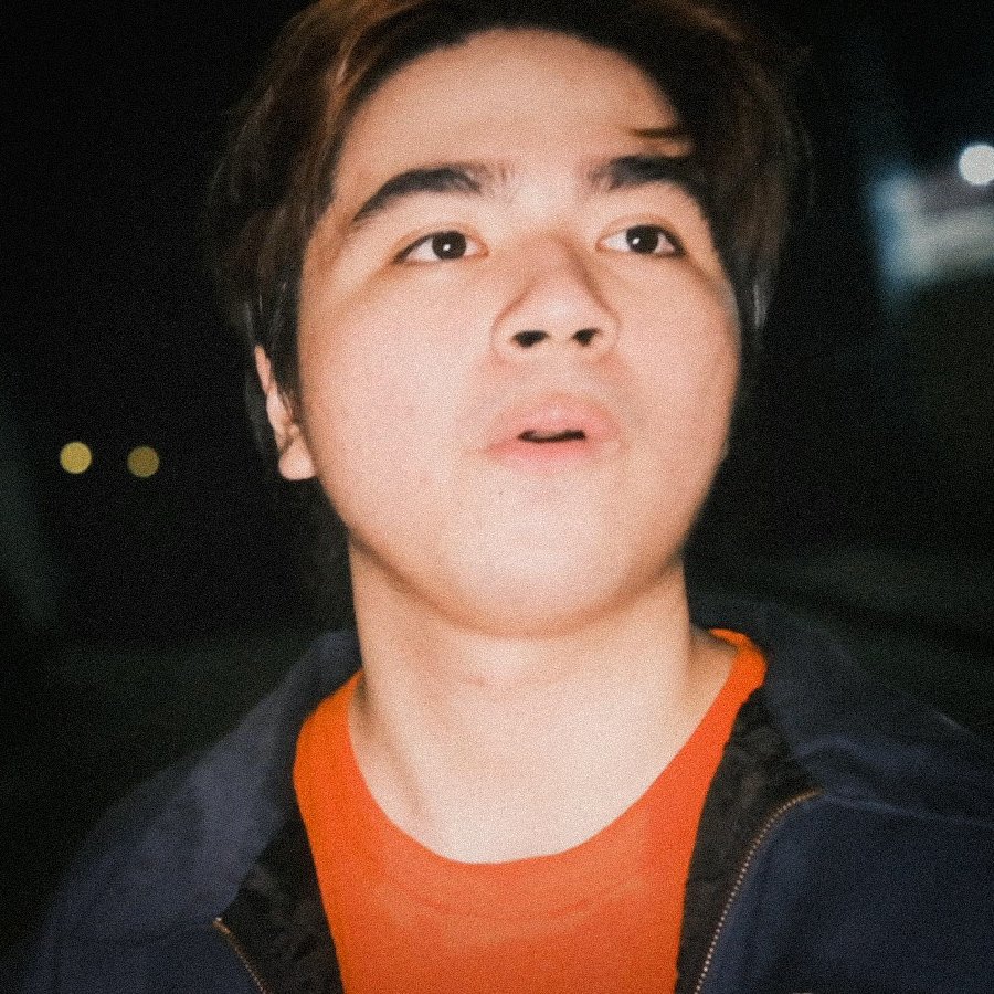 brylesan's tweet image. #OrangePaint
OCTOBER 29.