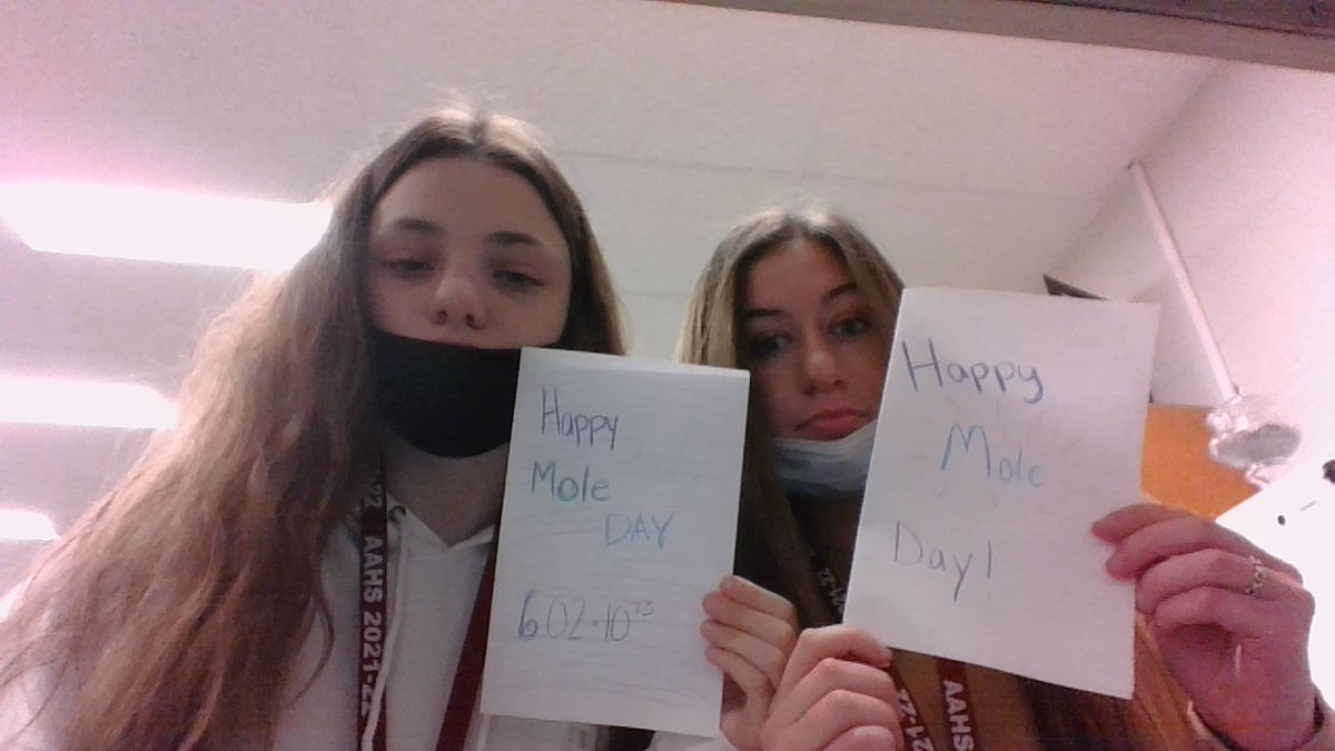 esteinbugl18's tweet photo. happy early mole day!!! https://t.co/WnhcD0GsYz