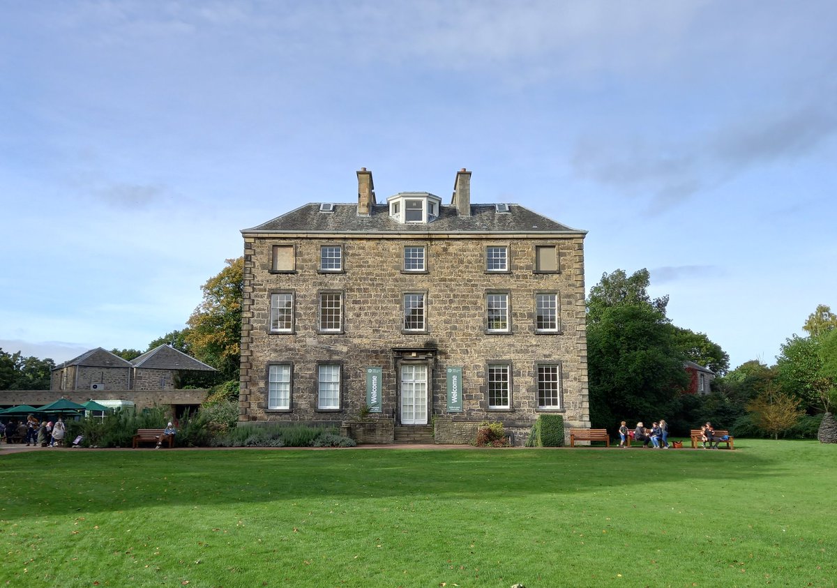 HistoryTrail's tweet photo. #InverleithHouse was built in 1774 as the family home of Sir James Rocheid's estate. In c1820 part of that estate was sold to become @TheBotanics, and the house is now used as an exhibition space https://t.co/JGdvDgr9h3