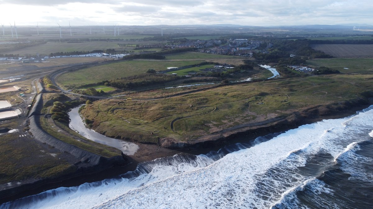 MattWestoby's tweet photo. Today our @NUGeog #EMMR students surveyed a rapidly eroding coastal landfill at Lynemouth, Northumberland, using #drones + sediment, water and biota sampling. Students will combine all of these data to unravel recent geomorph history and analyse contaminant transport pathways https://t.co/SO8VsbRxhn