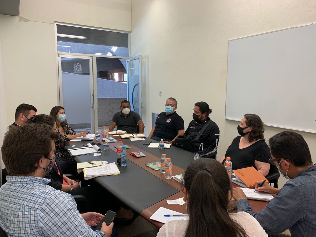 CLEUASLP's tweet photo. Participamos de un encuentro entre la Casa Obrera Potosina, el Sindicato Nacional de Trabajadores de @GeneralTire y del @CDMigrante Inc., y el agregado laboral del @USDOL, así como la agregada laboral del @USConsulateMTY sobre la experiencia de la reforma judicial laboral en SLP. https://t.co/Sgo3Om2Njq