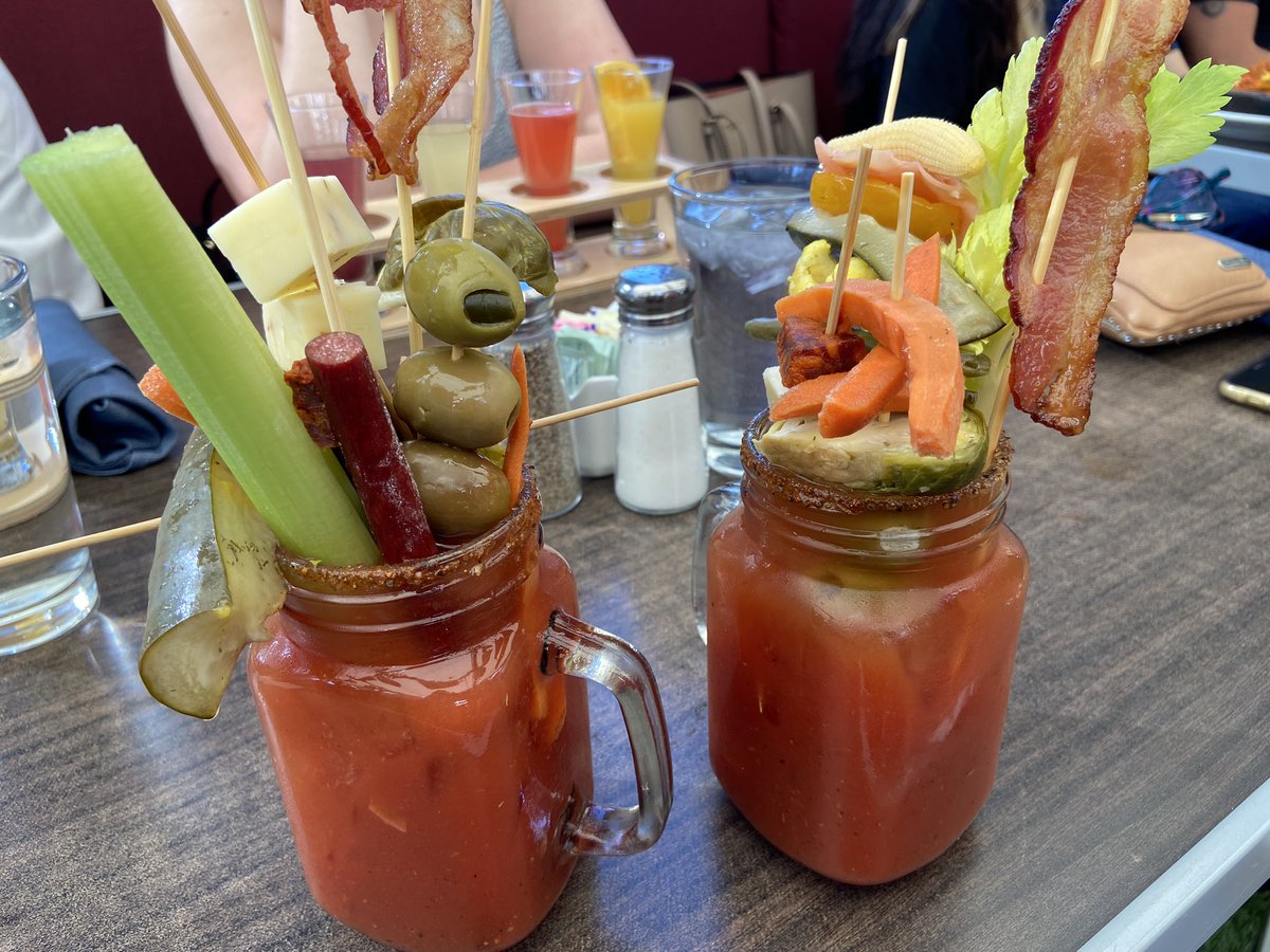 RoxanneWerly's tweet photo. Bloody in the morning β¦ yes please. #hashhashbaby https://t.co/Ro36dAw7Uj