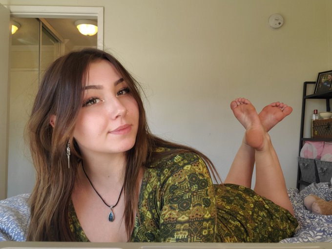 Probably making one last instagram. Gonna be a personal one and private https://t.co/CDlHrNKUHr<a href="/tag/feet"class="tags"><span>#feet</span></a><a href="/tag/findom"class="tags"><span>#findom</span></a><a href="/tag/domination"class="tags"><span>#domination</span></a><a href="/tag/findoms"class="tags"><span>#findoms</span></a><a href="/tag/cashcow"class="tags"><span>#cashcow</span></a>