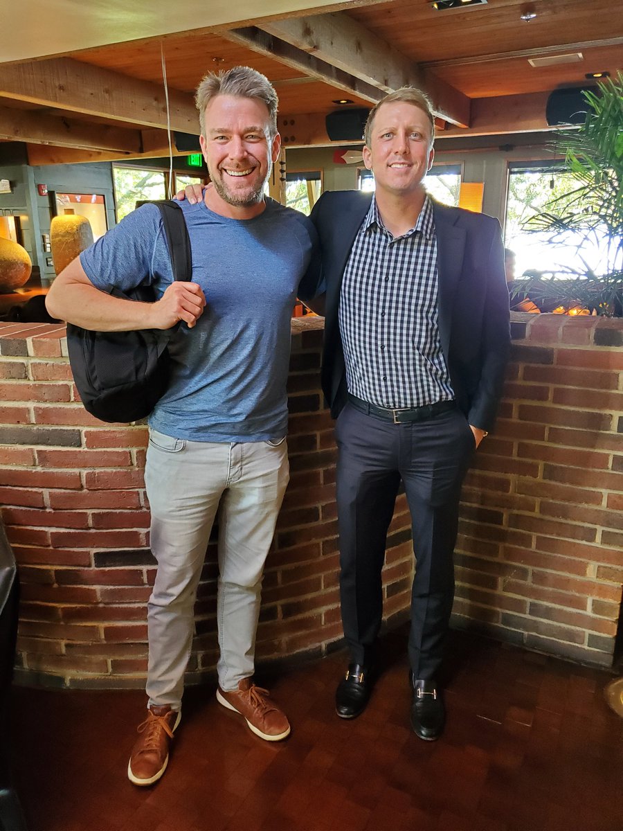 It was great to catch up and talk authorship, tennis, real estate development and #VentureCapital with my friend and longtime connection Gregg Hill. Check out his website: archon.cc/ParkwayVC

 #development  #commercialrealestate #business