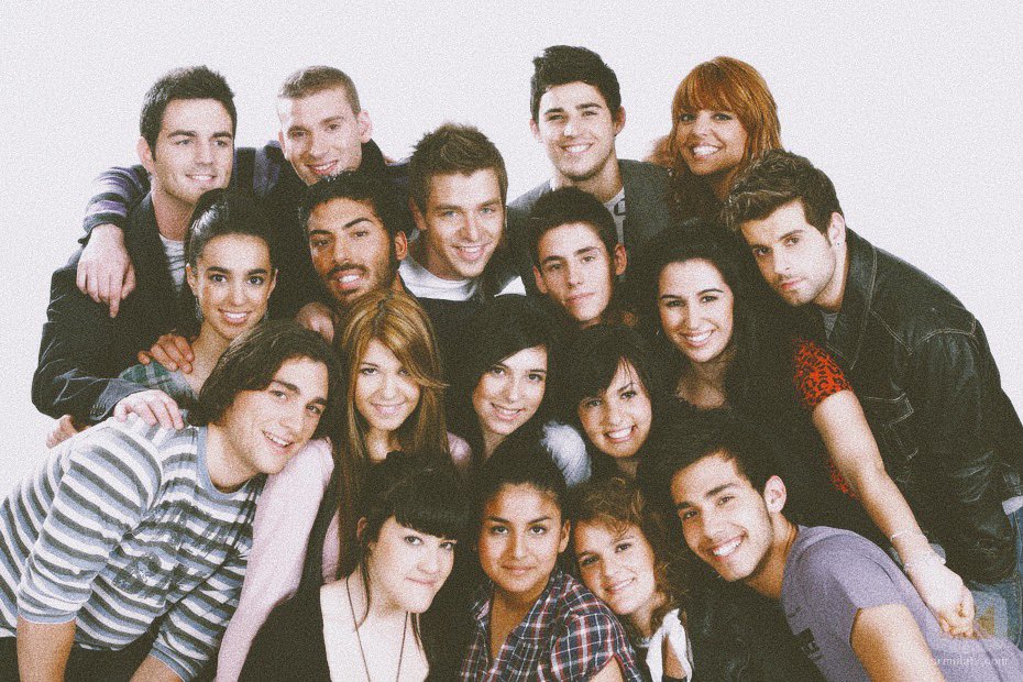 20 años de <a href="/OT_Oficial/">Operación Triunfo</a>, un fenómeno que ha marcado la música de nuestro país y sin duda alguna, mi vida. Crecí escuchando OT1 y años después cumplí uno de mis sueños participando en OT7.

Felicidades a <a href="/OT_Oficial/">Operación Triunfo</a>, <a href="/Gestmusic/">Gestmusic</a> y a todos los que formamos parte de su historia! ✨