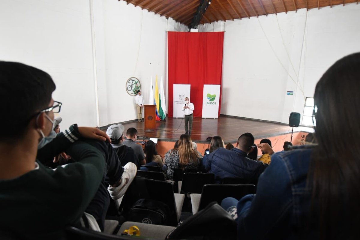 #SomosInclusión|Hoy en el municipio de Fredonia las niñas, niños y adolescentes del Suroeste antioqueño, participan en el cuarto Encuentro Subregional para la actualización de la Política Pública de Infancia y Adolescencia.
#UNIDOSPorLaNiñez