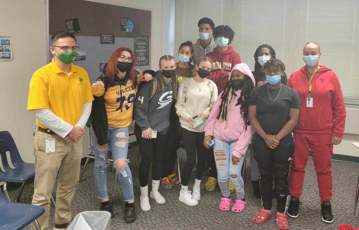 andler_callie's tweet photo. Our incredible @greeceolympia students met with us today to work on school improvement. Huge shout out to our Center for Youth partners for supporting us in this important work! @GreeceCentral https://t.co/ZJEnCgi5mA