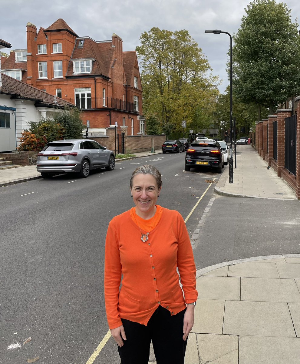 Locomotives from London!! Happy Orange &amp; Black Day Princeton! <a href="/princeton95/">Princeton 1995</a> <a href="/princetonalumni/">Princeton Alumni</a> #Princeton275