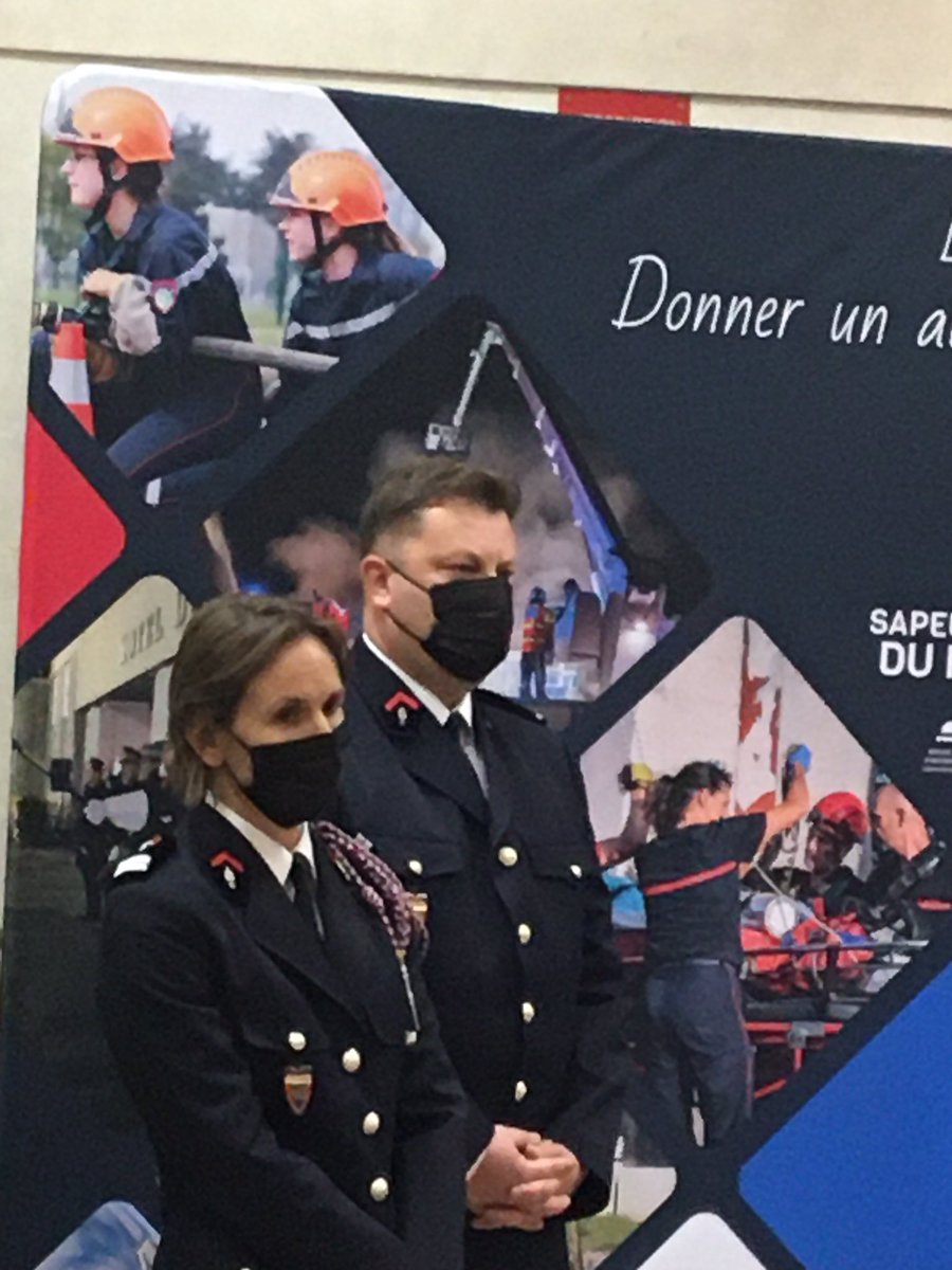 YannWanes's tweet photo. Cérémonie de passation de commandement au Centre de Secours de Bubry (56) https://t.co/bJBZbyNiRG