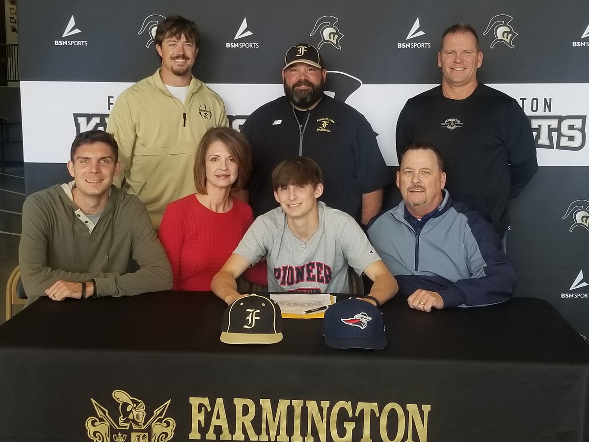 FHSKnightsBB's tweet photo. Congratulations to Clayton Komar and his family on signing his letter of intent to play baseball and continue his academic career next fall at MidAmerica Nazarene in Olathe, Kansas! More proof that great things happen to those who work hard!! Congratulations Clayton! #BKBASEBALL https://t.co/JlwlE53GdS