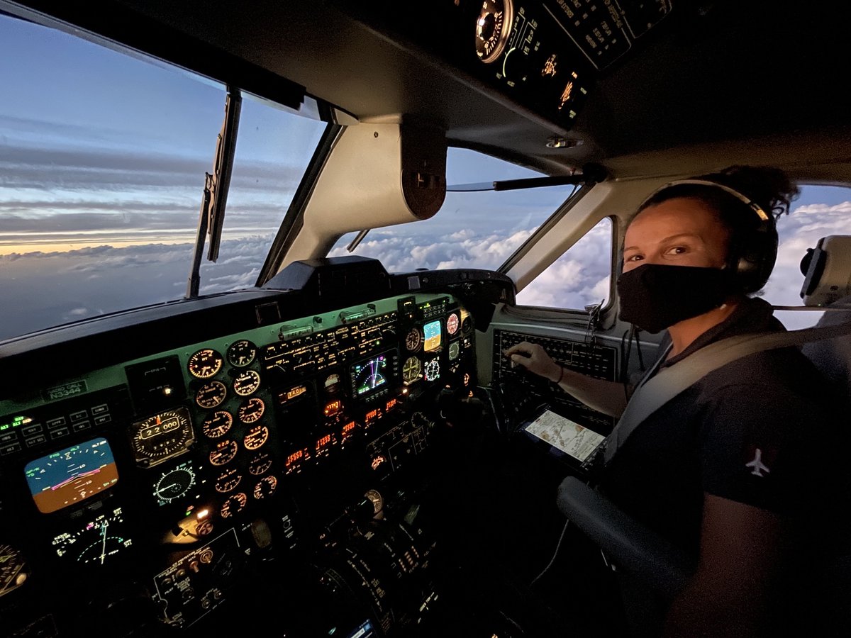 ElevateJet's tweet photo. Happiness shining through the mask of our pilot Chelsea. Keep on #flying👩✈️
#FridayFlying #FlyPrivate #Nevada #LetUsFlyYouThere #LUFYT #KeystoneAviation #PilotView #FemalePilot https://t.co/vzHJ7Y7OaE
