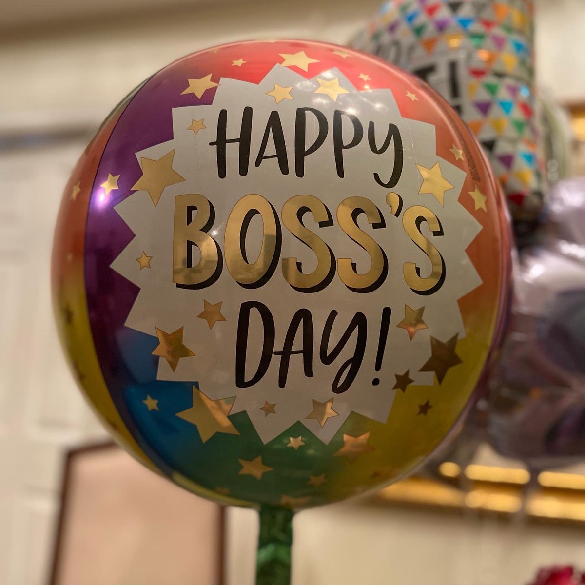 kavetta1908's tweet photo. Another PRIDEful Moment: Feeling the love ❤️. Happy Boss’s Day and Principal Month.  The tiara 👸🏽 https://t.co/e2YnhyumD0