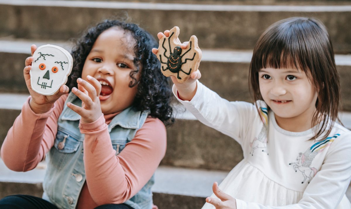 WeAreHelpFull's tweet image. Who else is getting in the Halloween spirit this weekend?