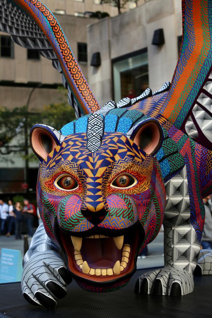 alejandromurat's tweet photo. Hoy Oaxaca llena de color el corazón de Nueva York, una de las capitales culturales y financieras más importantes del mundo. El Mes de Oaxaca en Estados Unidos abrirá grandes oportunidades para el crecimiento de nuestra entidad y el bienestar de las familias oaxaqueñas. https://t.co/T6nl3pTvCx