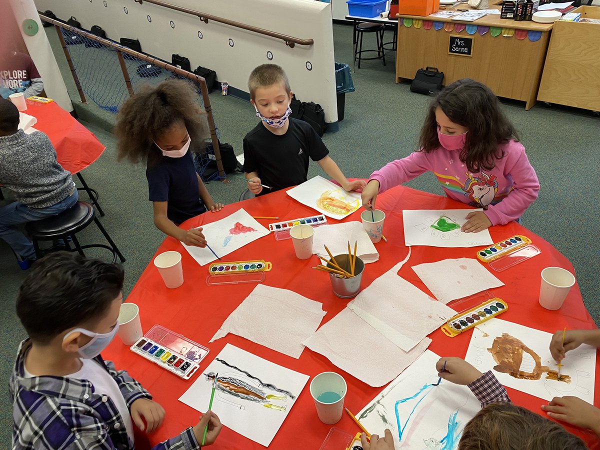 MrsLibraryMedia's tweet photo. After reading Yasmin the Painter from Meet Yasmin by Saadia Faruqi, our 2nd graders created our own paintings like Yasmin did in the story. We are all artists! @SaadiaFaruqi @MacdSchool #STEAM #literacy #makerspace #mpslms #mpsct #MACSTEM 🎨 https://t.co/3I22TPZbTo