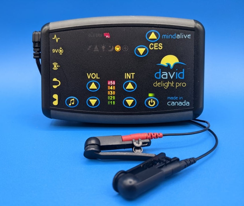 MindAliveInc's tweet photo. The 100 Hz CES session on the #DAVIDDelightPro, #DAVIDALERTPro &amp; #OasisPro produces the most amount of #serotonin of any of our CES sessions.
👉 Serotonin converts into melatonin so you #sleep better  😎
https://t.co/TF7PgcY7F8
#MindAlive #CranioElectroStimulation #CES #Serotonin https://t.co/LeJBgqOxjp