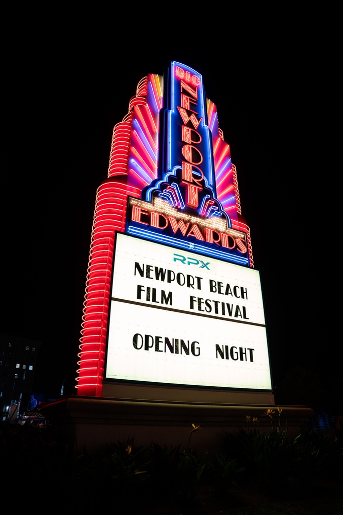 revolverpr's tweet photo. Opening Night at @newportbeachfilmfest was such a success.
Stay tuned for more this week as we gear up for our closing night film @waronthediamond with baseball's biggest legends. #waronthediamond #NBFF21 #vans #elevatingbrands
https://t.co/YnOCOTad6V https://t.co/DDq87OZngG