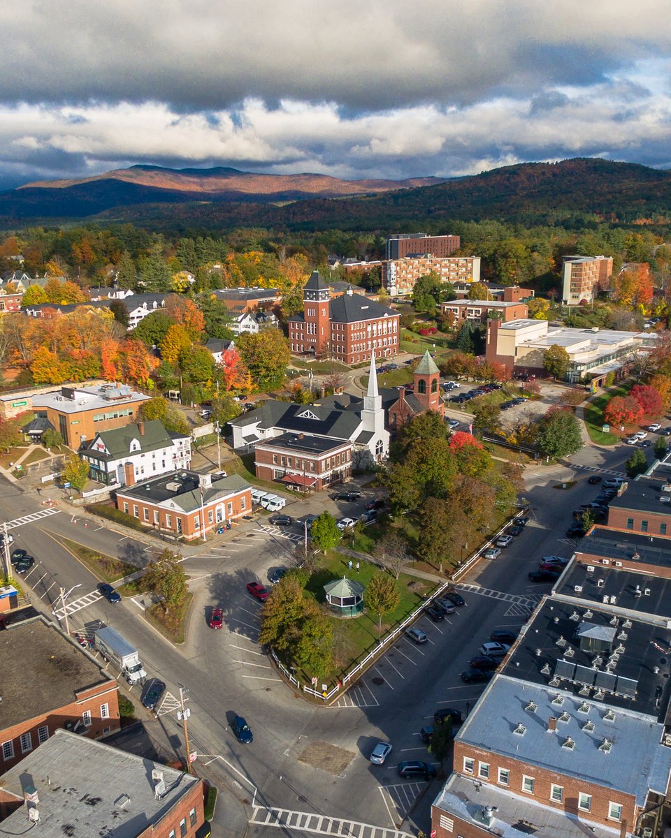 PlymouthState's tweet photo. We have some talented students! π Here are a handful of submissions for the #FallPhotoContest. Hit that π to show them some love!
πΈ credit in order that they appear (TL, TR, BL, BR):
Amanda Newman '25
Seth Parisi '23
Reed Wilson '25
Dylan Durazzano '22
https://t.co/wtQvad3O2k https://t.co/DwyR0FrKQQ