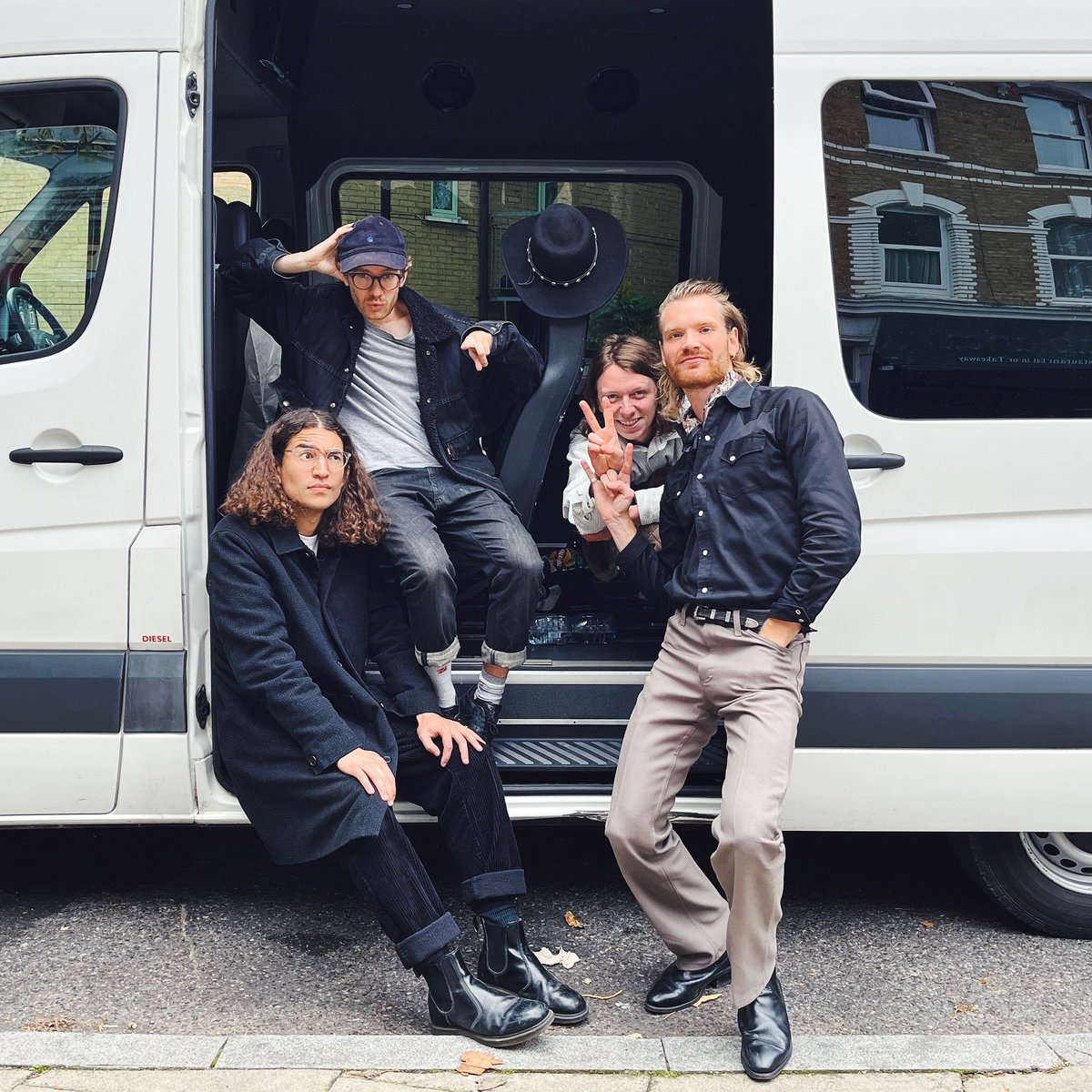 Here we go baby! 😍🤘🏼🚐 1st tour in 2 years. Feels gooooood. Can’t wait to see you. Last few tix: islandislandisland.com

23 Oct - Glasgow
24 Oct - Newcastle
25 Oct - Sheffield
26 Oct - Manchester
27 Oct - London *SOLD OUT*