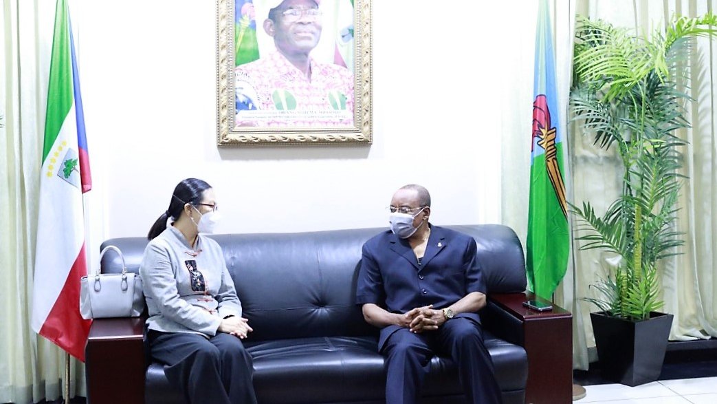 Audiencia del Secretario General con la Embajadora de la República Popular China bit.ly/3njtEAZ