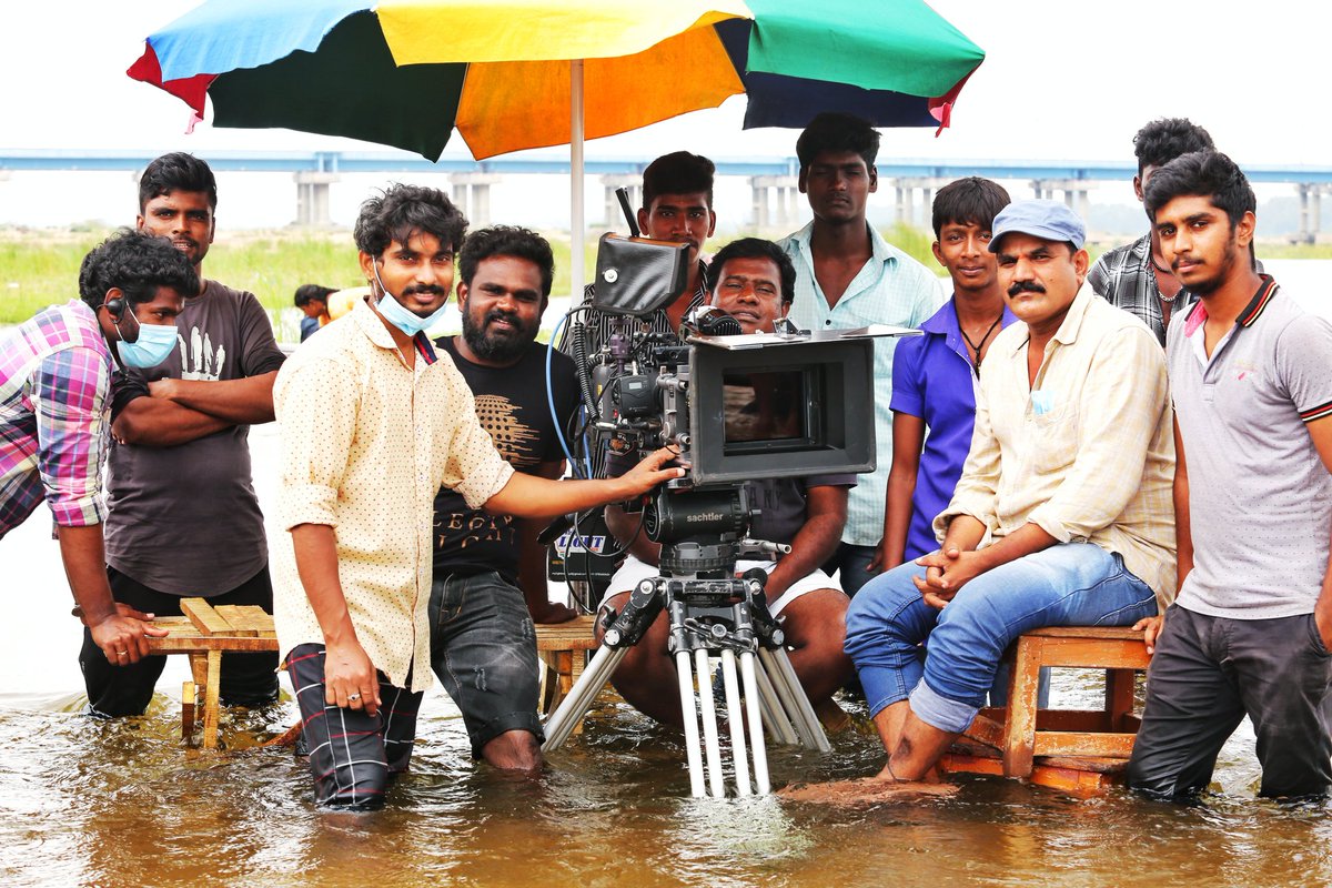 BaskarArumugam9's tweet photo. Sabhaapathy shooting spot.
#cinematography #baskararumugam #cameradept #lightingdept #cameraasst #Sabhaapathy #kaveri #srirangam # https://t.co/EGn3sICPdD