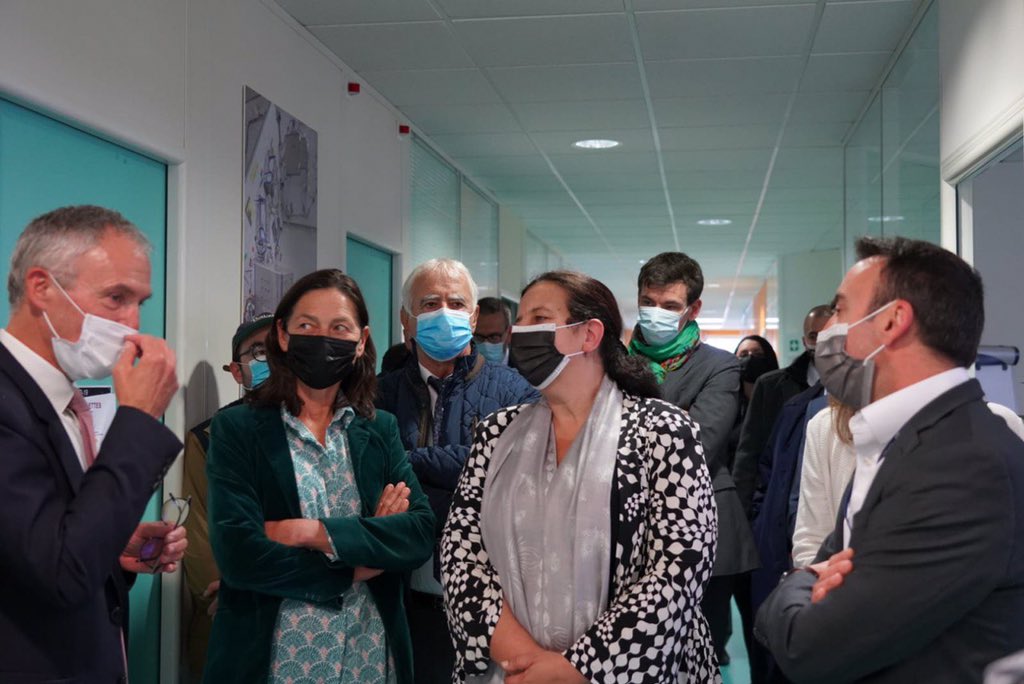 VidalFrederique's tweet photo. Favoriser l'émergence de nouveaux acteurs, c'est toute l'ambition de #France2030 ! Rendre abordable, rapide et simple l’accès à l’espace, une ambition portée par les salariés d'HEMERIA pour faire de la France un des leader du NewSpace. https://t.co/stOFiTt4SW