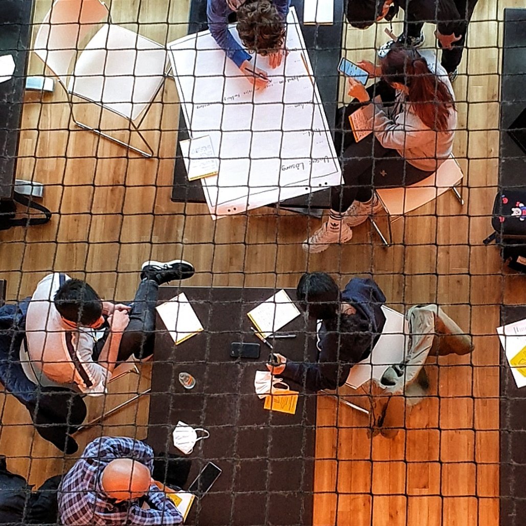 fgdynamo's tweet photo. Let's go! Die ersten Code-Sessions beim #OpenDataCamp laufen. In den nächsten 60 Stunden rauchen im @RHStadion die Köpfe, damit aus Ideen kreative Lösungen für die Mobilität der Zukunft in Dresden entstehen. #sgd1953 #visitdresden #hackathon #repaintdresden https://t.co/KXHd1QaSB3