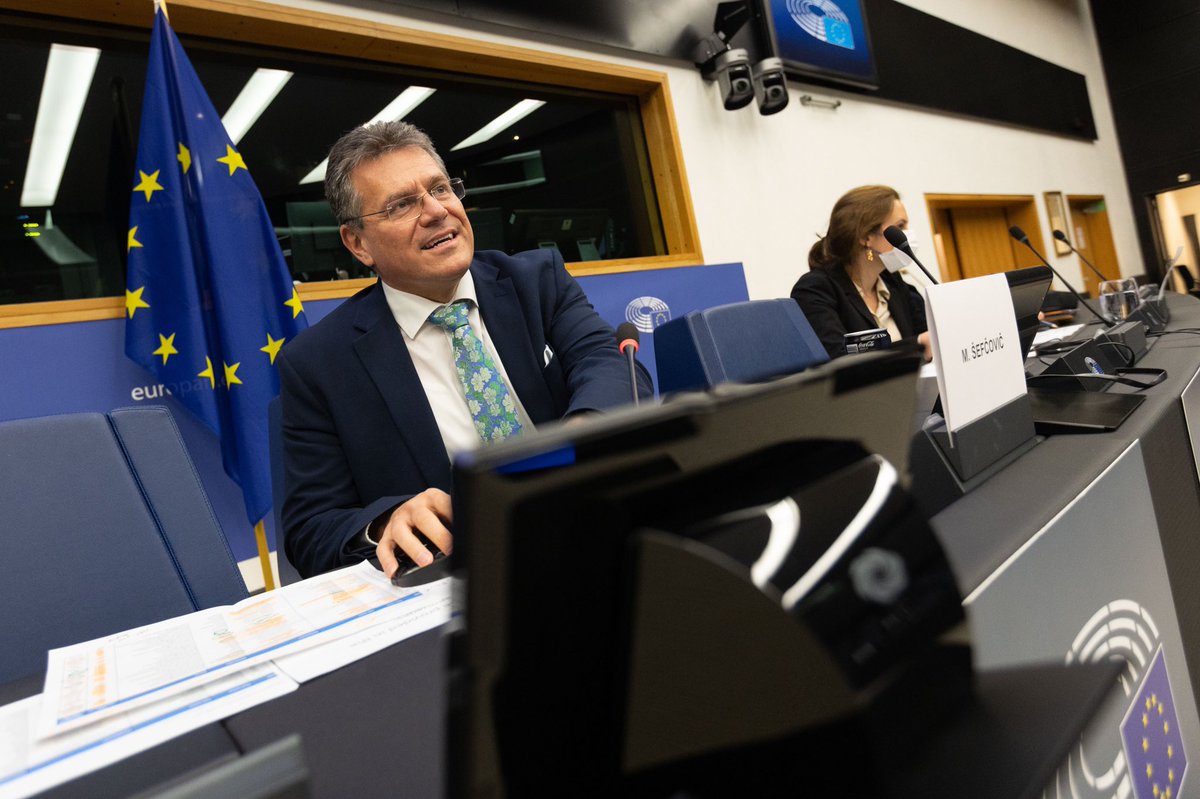 MarosSefcovic's tweet photo. Exciting to chair the working group on #health as part of #TheFutureIsYours Conference. Many ideas being shared:
🗣 Boosting EU coop & learning the lessons of #COVID19
🗣 Stepping up innovation & digital health
🗣 Promoting health literacy & healthy lifestyle.
Let's keep going! https://t.co/amgVKoGJyF