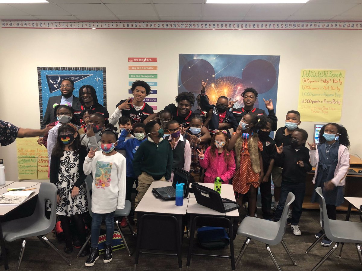 Cedar Hill FBTTHL tweet media