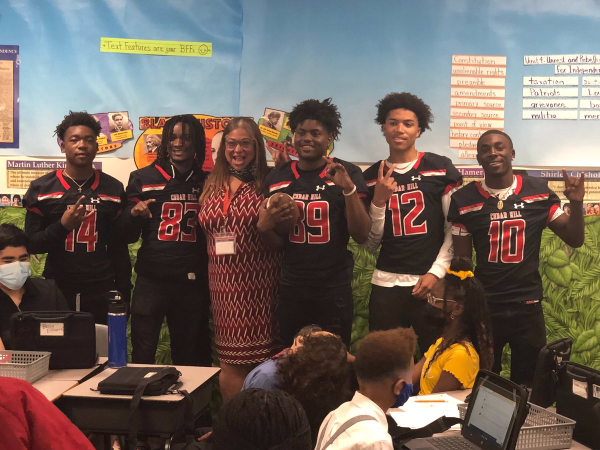 Cedar Hill FBTTHL tweet media