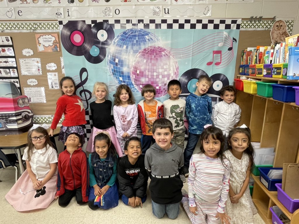 Happy Friday! Here’s a look at a great week in Ms. Ruggirello’s class!