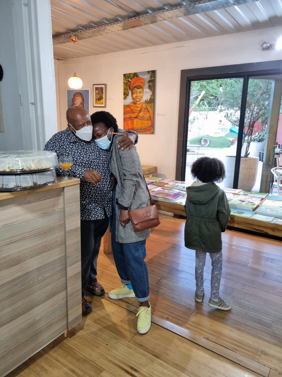 colwynpoole's tweet photo. A meeting of Storytellers, @MissGcilitshana reuniting with an old friend @ZakesMda at the launch of Wayfarers Hymns and Arola #27Boxes #bookcirclecapital @book_capital https://t.co/YWKhfaL8F5