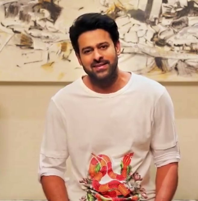 AmaalMallik's tweet photo. Happy Birthday to the legendary #Prabhas sir.May you have am amazing day and year ahead, filled with great health &amp; success 💪🏻❤️ https://t.co/rNdvmoQDuK