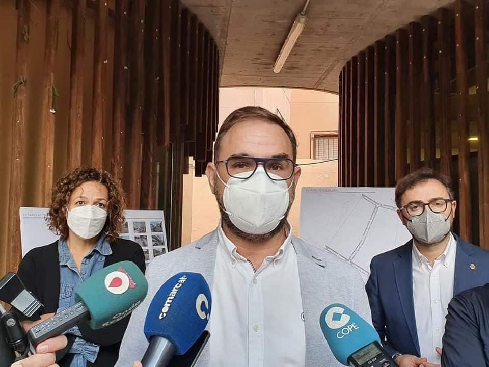 DiegoJMateos's tweet image. ‼️ARREGLO LA VIÑA SUR. ZONA CERO TERREMOTOS

🏗🧱Después de 10 años se va a remodelar la zona más dañada por los terremotos

🌞Los trabajos incluyen la remodelación integral de las calles ⬇️

➡ Infante Juan Manuel
➡ Talleres
➡ Chapistería
➡ Palomas
➡ Ramblas de Las Señoritas