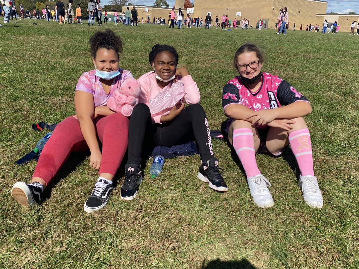MrsCroly's tweet photo. #pinkout @HTSD_Crockett  @WeAreHTSD https://t.co/1au0HATzcJ