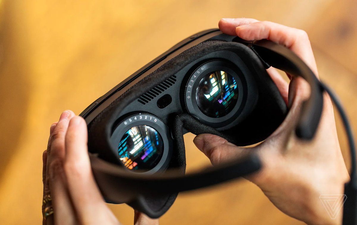 MiketeeveeVR's tweet photo. MIKE LOVES // @HTCVive is launching something lighter, more wearable, and easier to travel with for people who want to experience #VR! 🤩 Check out what's available with these #virtual glasses! Share your thoughts! https://t.co/Pppms4RQO0 https://t.co/iNnHbk5AbK