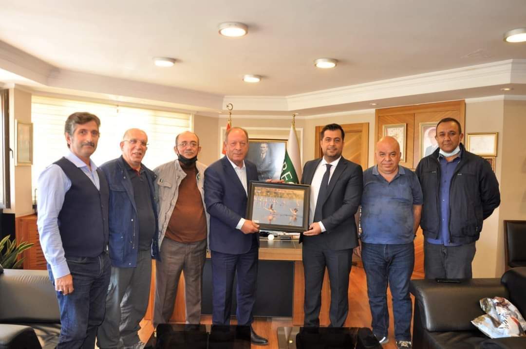 Bugün makamında derneğimizi misafir eden ve derneğimize her türlü desteğe hazır olduğunu bildiren değerli belediye başkanımız Sayın <a href="/Huseyin_OPRUKCU/">Hüseyin OPRUKÇU</a> 'ya  teşekkür ederiz.