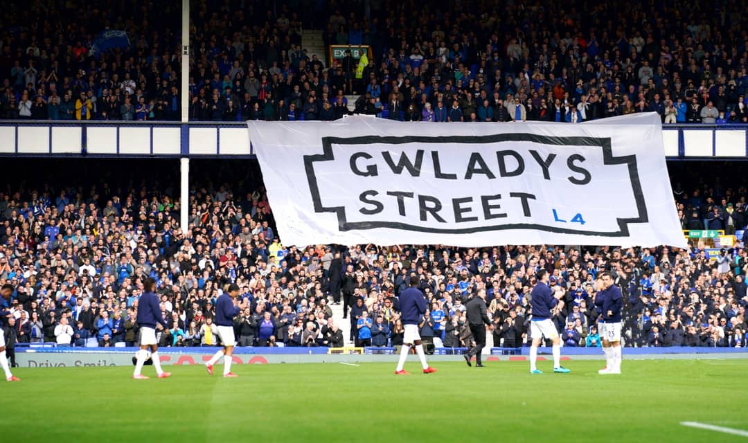 Our new street sign inspired banner, on display in the Gwladys St before last weekend's match. #EVERTON #GOODISON #GWLADYSST