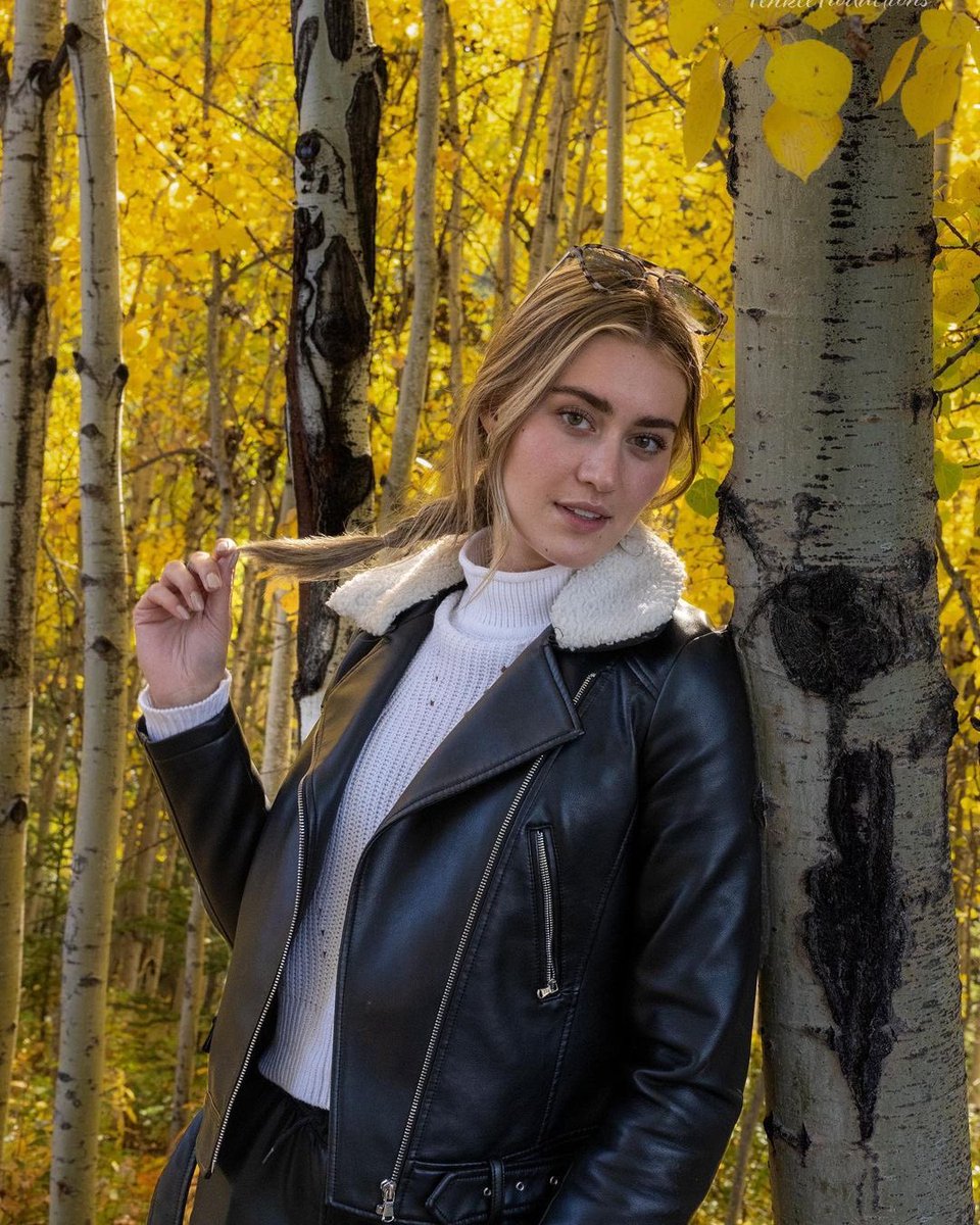 PenkeeMedia's tweet photo. @penkee_productions Had the opportunity to dip my toes Into portait photos She is a local Edmonton model.. 
#portraitphotography #canonroadtrip #yegmodel #yegphotographer #canonr5 https://t.co/lNWG8Wa9n5