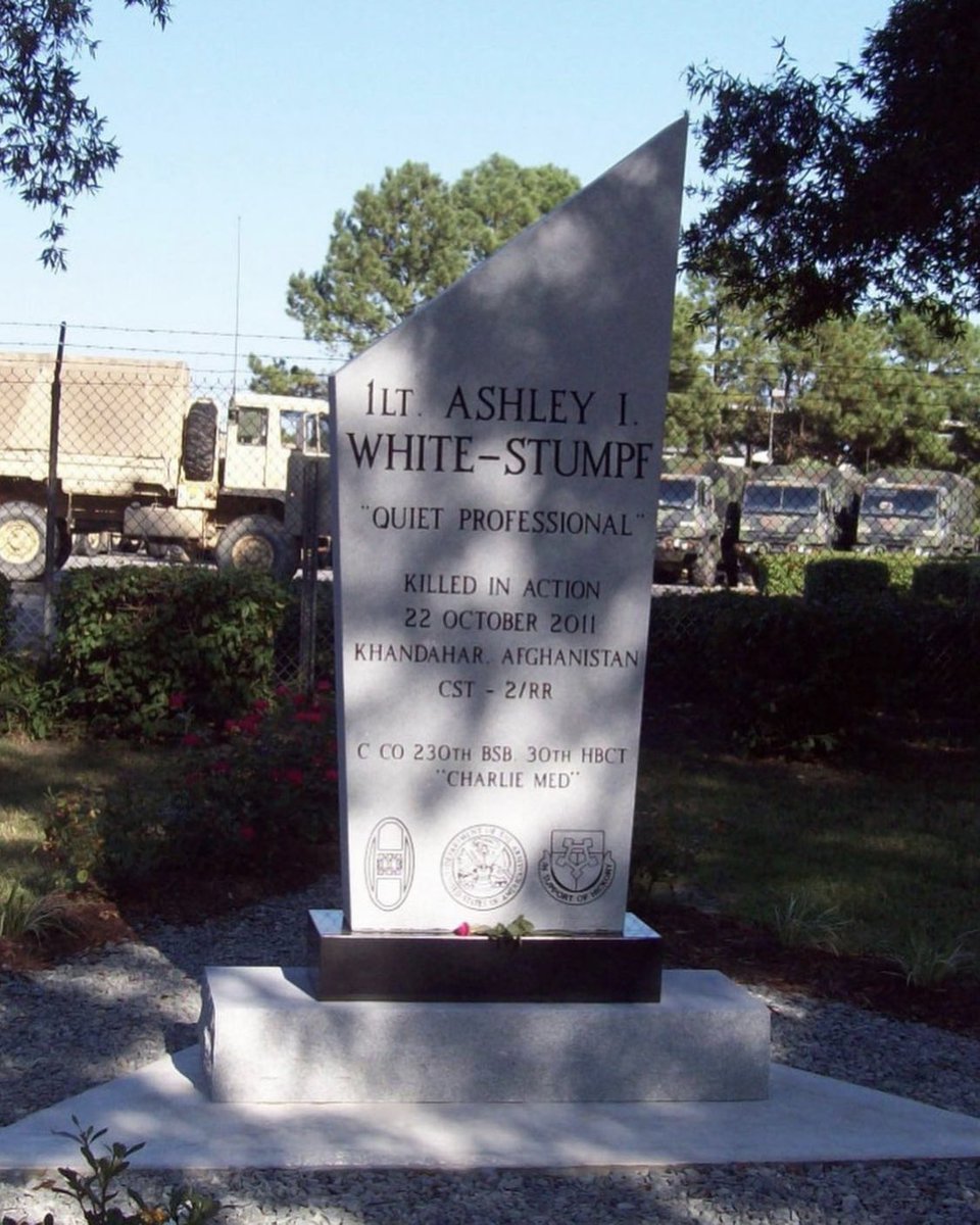op_hawkeye's tweet photo. 10.22.2011 ~ 1st Lt. Ashley White 🇺🇸
#OpHawkeyeRemembers #NCNationalGuard #JSOTF #BronzeStar #PurpleHeart
🔗 https://t.co/WMMpBpFNFL
🔗 https://t.co/UhpLiBZSWY
📜 https://t.co/efvya9sJGm
📜 https://t.co/bdiyok9lhR
📰 https://t.co/Rbu16VHtVF
📚 https://t.co/7gccZPnUJR https://t.co/ushICORdPE