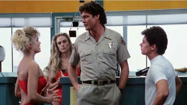 _Sirius_Snape_'s tweet photo. Watching #Baywatch Season 1 Episode 1 and enjoying it like the first day when it aired in the 90s 💗 #BaywatchRewatch #RandomBaywatch #DavidHasselhoff #ErikaEleniak #BillyWarlock https://t.co/4HBPP4FcWm