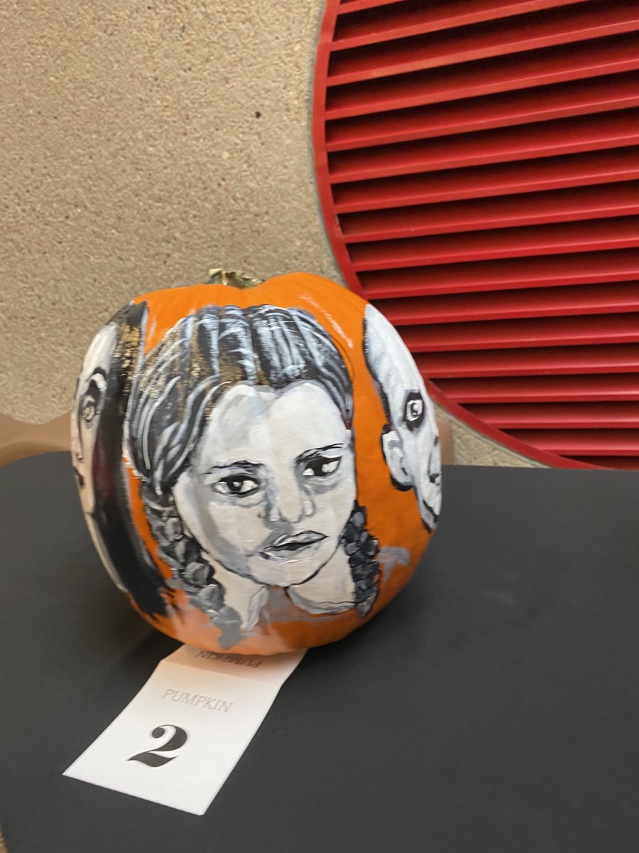 UofL Business tweet media