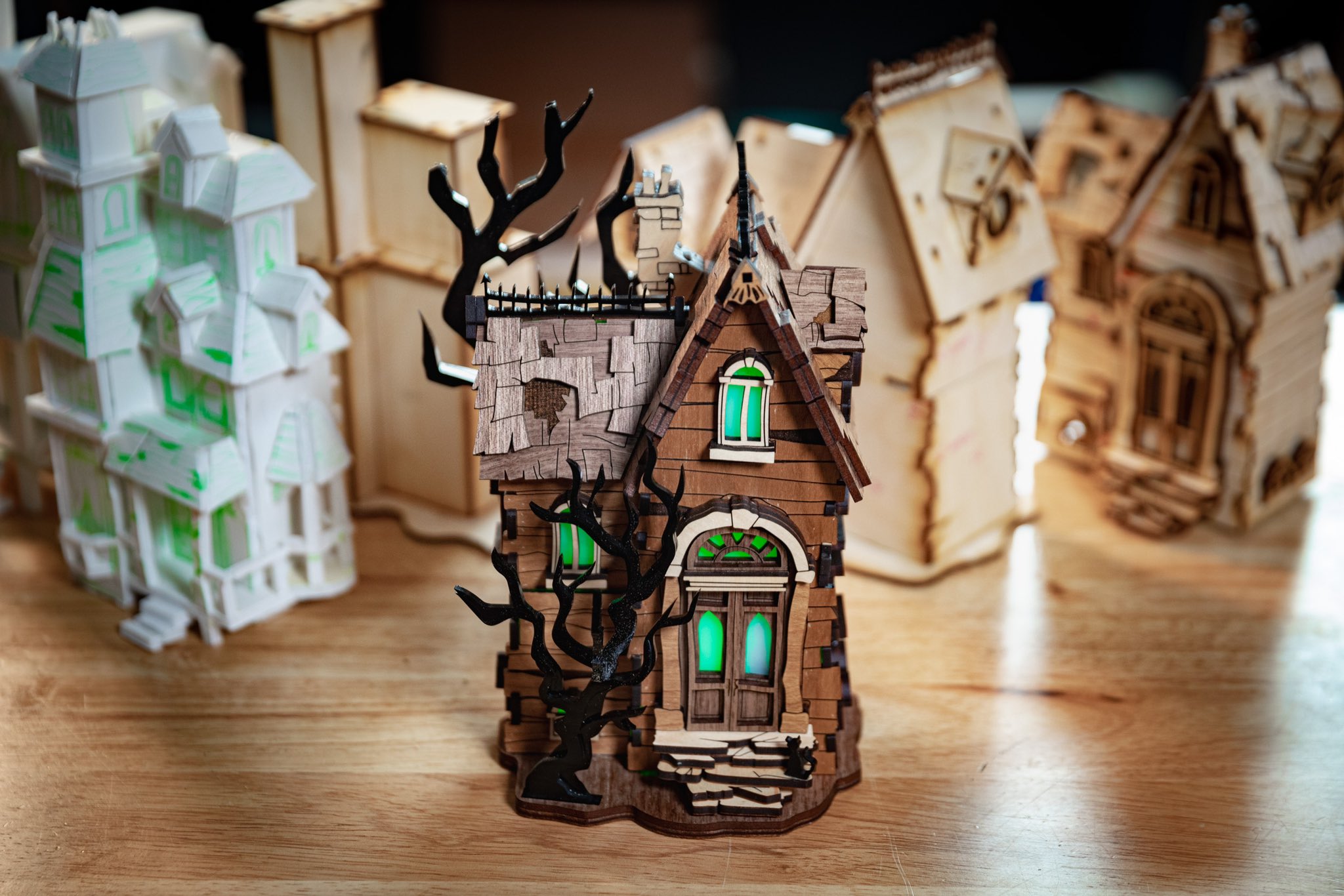 LASER CUT DIORAMA The Shop At The Collection ubicaciondepersonas