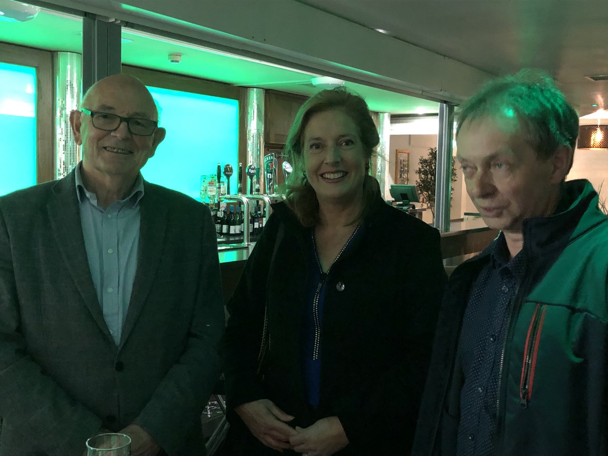 CobhHarCham's tweet photo. A few nice shots from our #networking meeting at the #commodorehotel and we hope to continue in 2022, so watch this space! Learn more about how you can get involved, follow the link below and we’ll see you next time!
#lovecobh #cobhchamber #networkingevent https://t.co/UCJINGQo5N https://t.co/vzNjKE5Ifx
