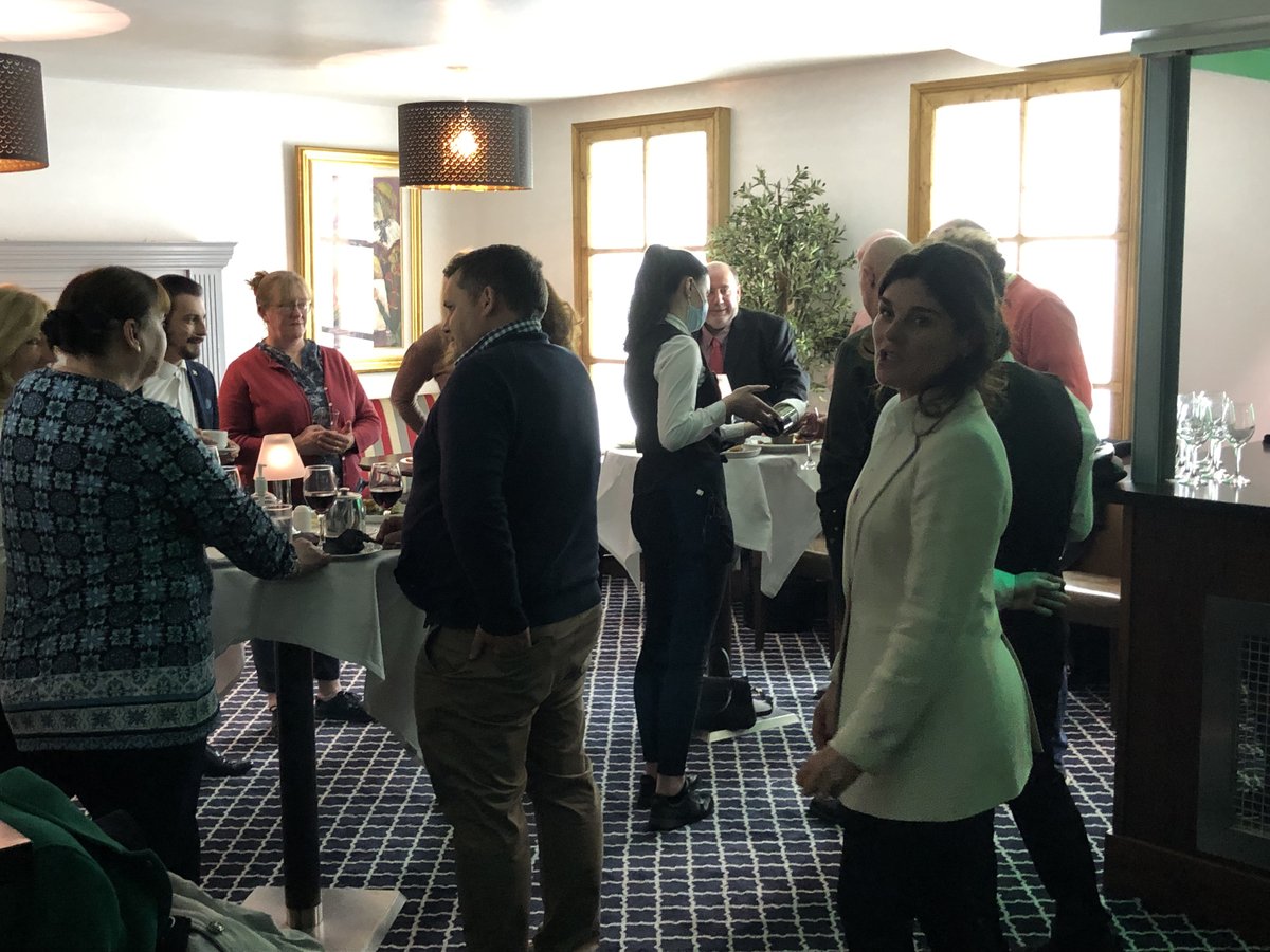 CobhHarCham's tweet photo. A few nice shots from our #networking meeting at the #commodorehotel and we hope to continue in 2022, so watch this space! Learn more about how you can get involved, follow the link below and we’ll see you next time!
#lovecobh #cobhchamber #networkingevent https://t.co/UCJINGQo5N https://t.co/vzNjKE5Ifx