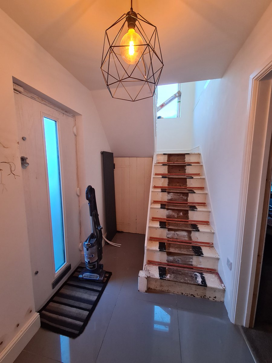 georginabrown's tweet photo. Hi @Carpetright @CarpetrightHelp currently my stairs and newborn babies nursery looks like this 3 days after you were booked to fit our carpets. Despite numerous emails, voicemails and promised call backs over the last 2 days we still have no update on a fitting! Not good enough! https://t.co/v3DwGpjto8